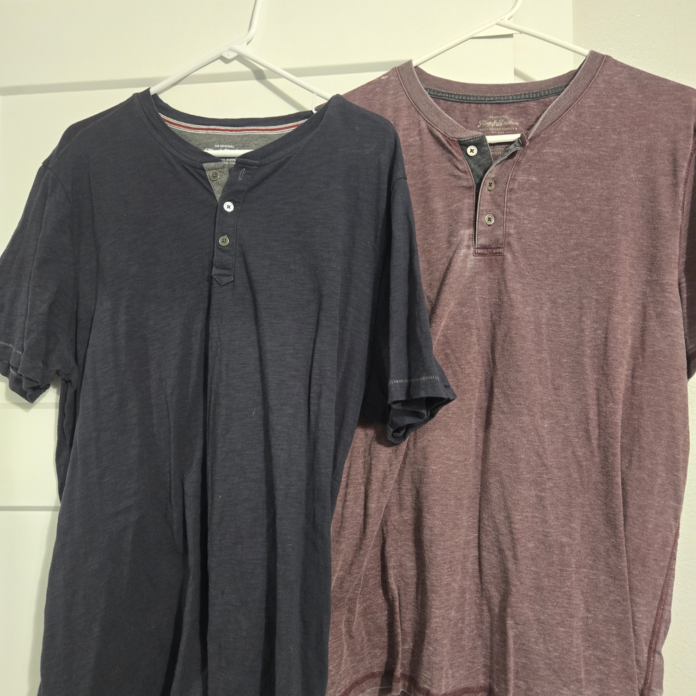 Men's Short Sleeve Henley Shirts - Navy and Maroon